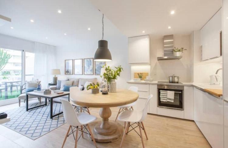 Premium Apartment In Benalbeach, 贝纳尔马德纳 外观 照片