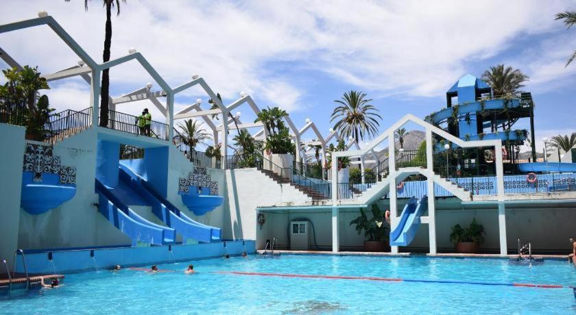Premium Apartment In Benalbeach, 贝纳尔马德纳 外观 照片